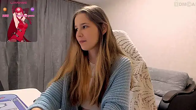 Snapshot of ValerieBubbles chatting on 11/24/25, 07:57 ValerieBubbles online show from 11/24/25, 07:57