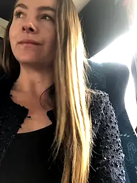 Angiehuston1 online show from 09/27/25, 02:00