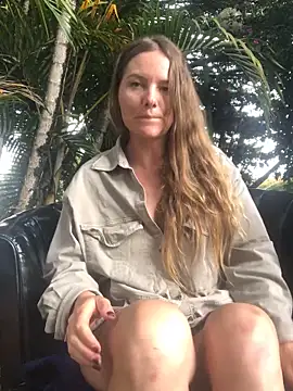 Angiehuston1 online show from 03/18/26, 02:09