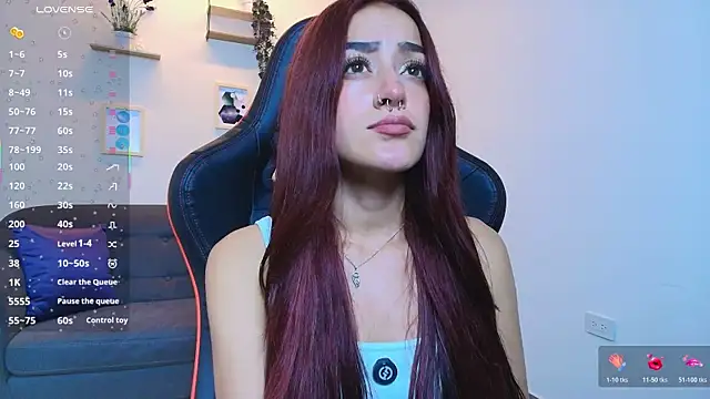 ViolethRosse online show from 10/20/25, 07:47