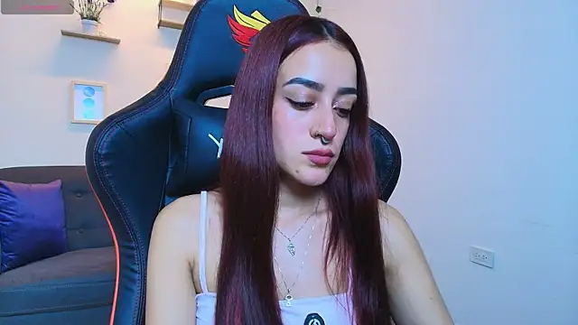 ViolethRosse online show from 12/01/25, 07:52