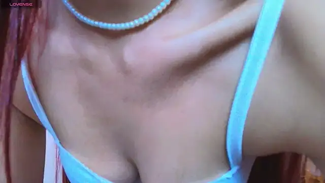 ViolethRosse online show from 04/22/26, 01:52