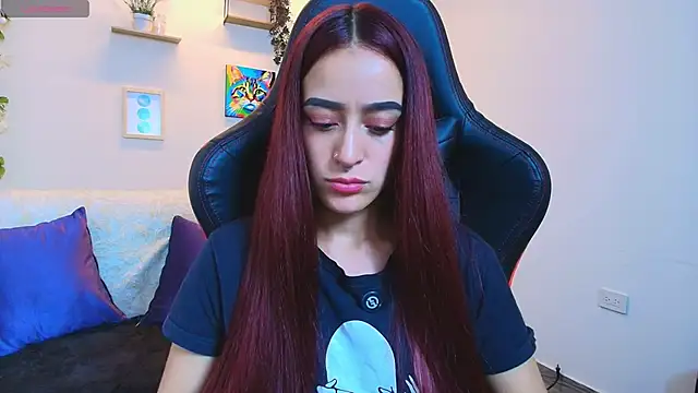 ViolethRosse online show from 05/27/26, 01:57