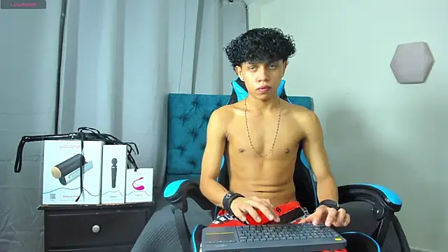 Snapshot of _taylor_black chatting on 09/10/25, 01:16 taylor black online show from 09/10/25, 01:16