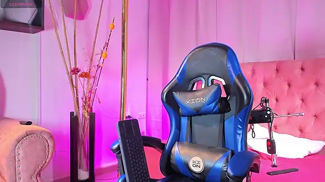  taylor black online show from 04/03/26, 08:51