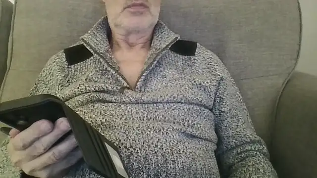 Snapshot of rogpb chatting on 11/23/25, 07:13 rogpb online show from 11/23/25, 07:13