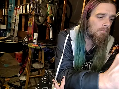 thejuicybacon online show from 11/18/25, 04:50