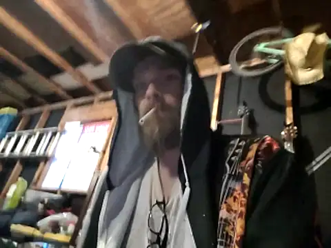 thejuicybacon online show from 06/17/26, 10:28