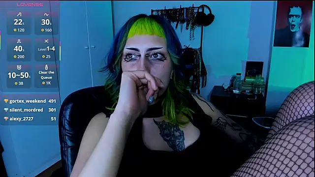 kattusauruss online show from 04/11/26, 07:45