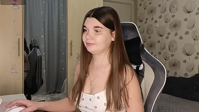 Snapshot of _cute_ice chatting on 02/24/26, 06:11 cute ice online show from 02/24/26, 06:11