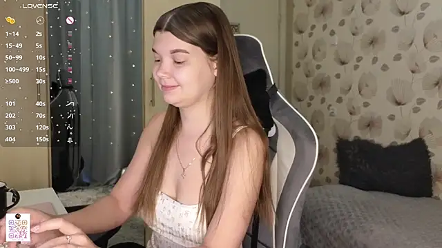 Snapshot of _cute_ice chatting on 07/15/26, 05:34 cute ice online show from 07/15/26, 05:34