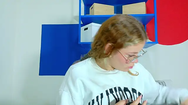 BelaMiller  online show from 10/13/25, 11:54