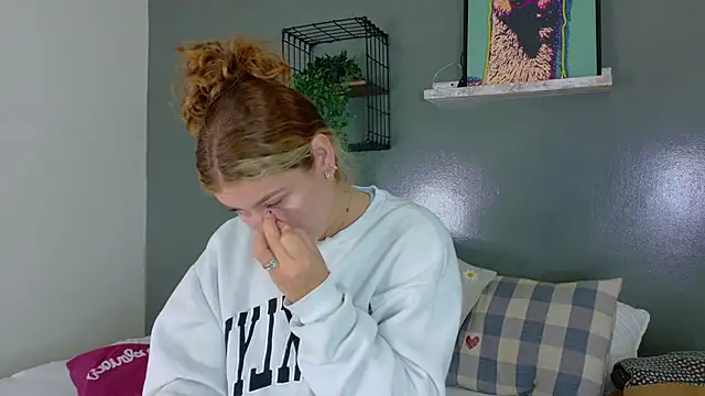 BelaMiller  online show from 11/03/25, 11:33