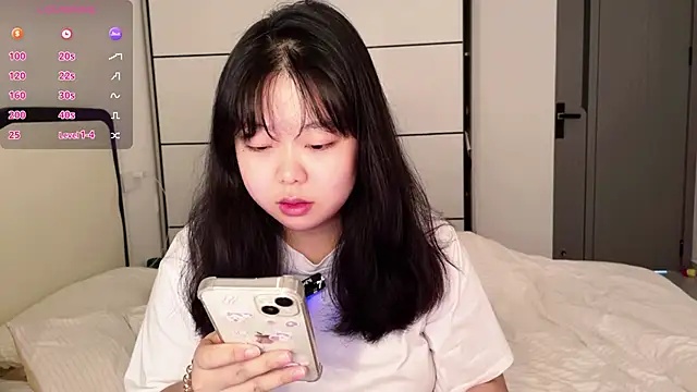 Kittenfishing online show from 09/09/25, 03:50