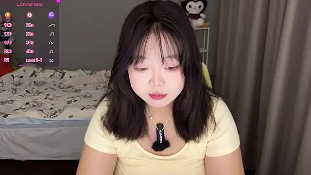 Kittenfishing online show from 11/06/25, 12:39