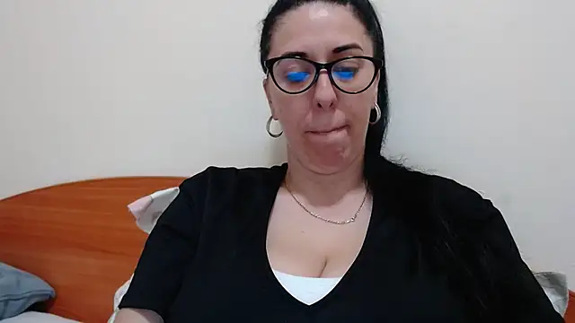jollene online show from 05/19/26, 01:17
