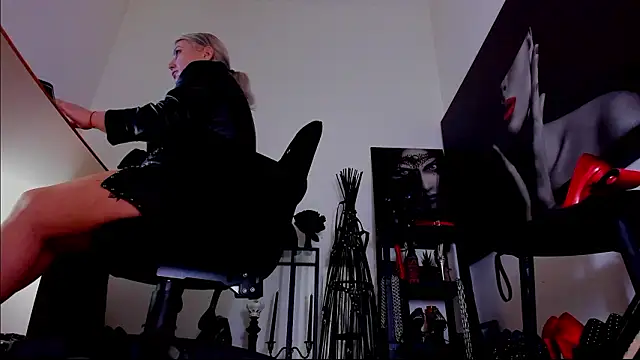 demisweet online show from 02/02/26, 03:05