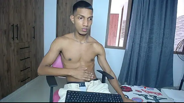 miguelmarcus online show from 10/03/25, 05:54