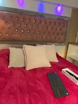 MylaDreams online show from 06/26/26, 03:55