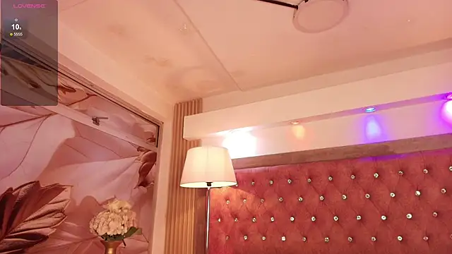 MylaDreams online show from 07/04/26, 03:24