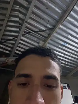 ikaro21 online show from 02/05/26, 03:44