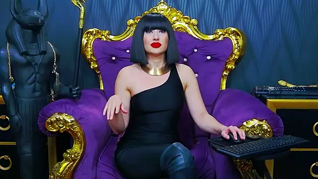 LaraMaeve online show from 11/21/25, 05:50