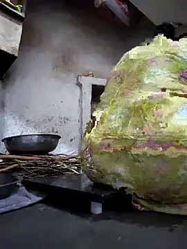 aunty sumy online show from 03/27/26, 02:39