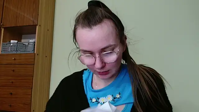 LooveELLYx online show from 01/23/25, 03:32