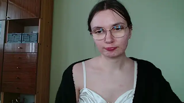 LooveELLYx online show from 02/13/25, 02:31