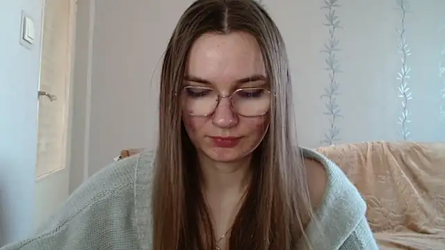 LooveELLYx online show from 03/16/25, 07:48