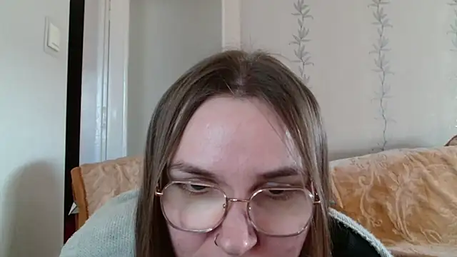 LooveELLYx online show from 03/20/25, 02:32