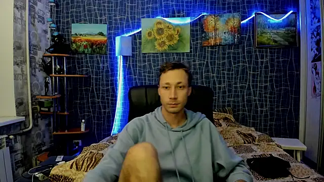 CuteBoy228 online show from 12/20/25, 09:00