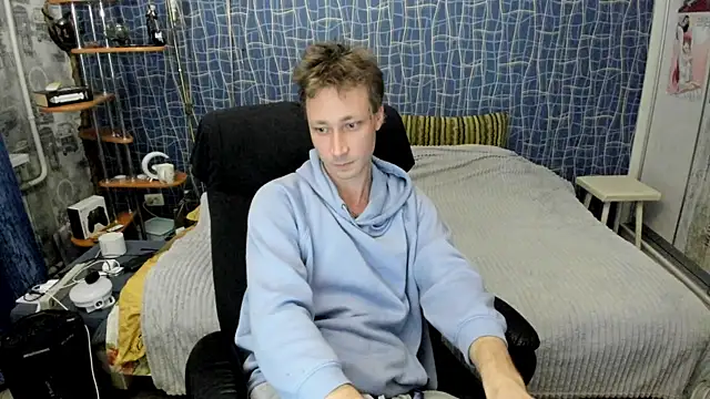 CuteBoy228 online show from 04/15/26, 07:58