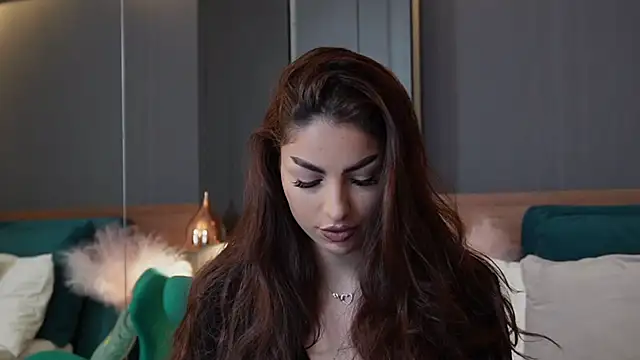 Snapshot of EmilyTrix chatting on 10/03/25, 10:12 EmilyTrix online show from 10/03/25, 10:12