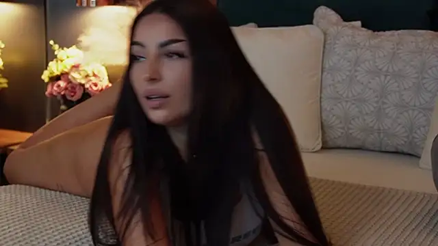 Snapshot of EmilyTrix chatting on 11/20/25, 05:23 EmilyTrix online show from 11/20/25, 05:23