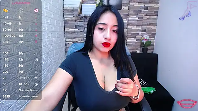 isabelsaenzxx online show from 10/05/25, 12:58