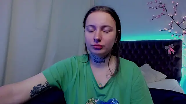 LilaVame online show from 09/30/25, 12:43