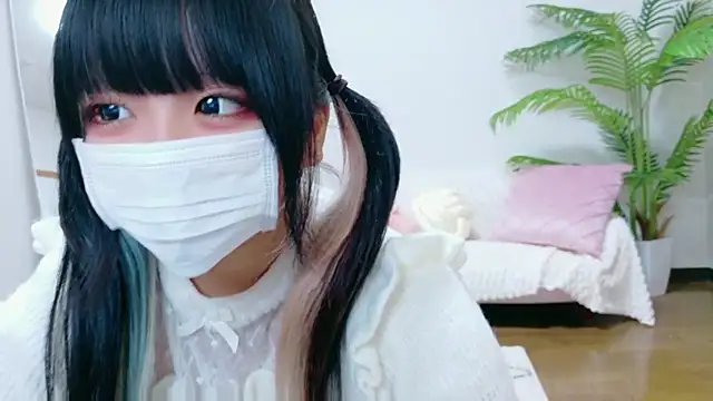 Snapshot of Nyan_love_ch chatting on 12/19/25, 11:28 Nyan love ch online show from 12/19/25, 11:28