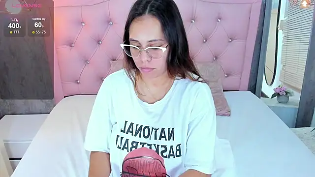 Snapshot of lissa_jhonsoon chatting on 02/12/26, 03:01 lissa jhonsoon online show from 02/12/26, 03:01