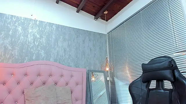 Snapshot of lissa_jhonsoon chatting on 02/19/26, 03:13 lissa jhonsoon online show from 02/19/26, 03:13