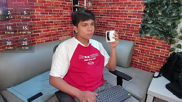 Thiago Kozak online show from 05/22/26, 01:17