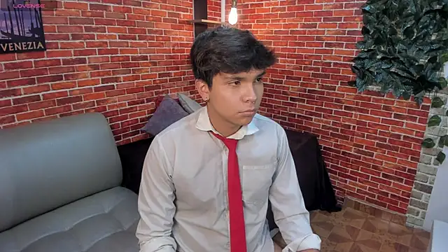 Snapshot of Thiago_Kozak chatting on 07/16/26, 12:55 Thiago Kozak online show from 07/16/26, 12:55