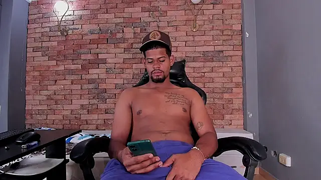 Snapshot of yurgaki_21 chatting on 02/23/26, 10:01 yurgaki 21 online show from 02/23/26, 10:01