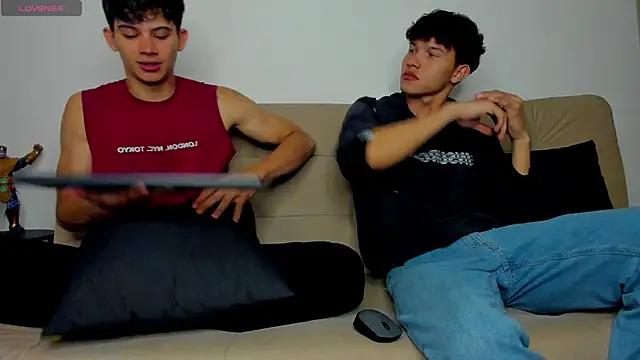 2Amateur Guys online show from 12/15/25, 12:15