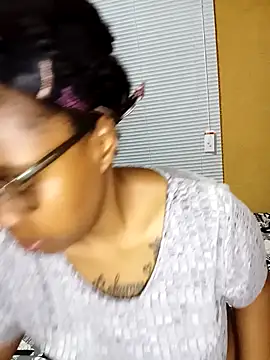 PreggyBunny online show from 10/17/25, 10:12