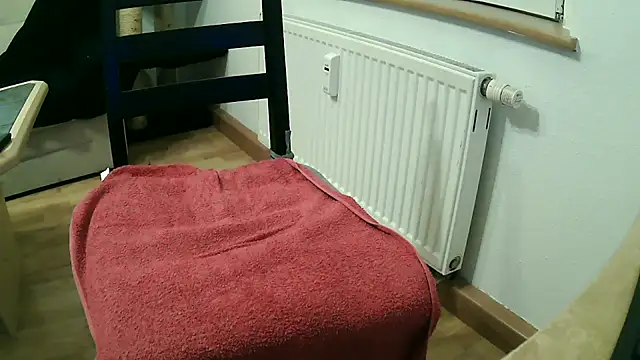 Lavastrom3 online show from 10/14/25, 03:57