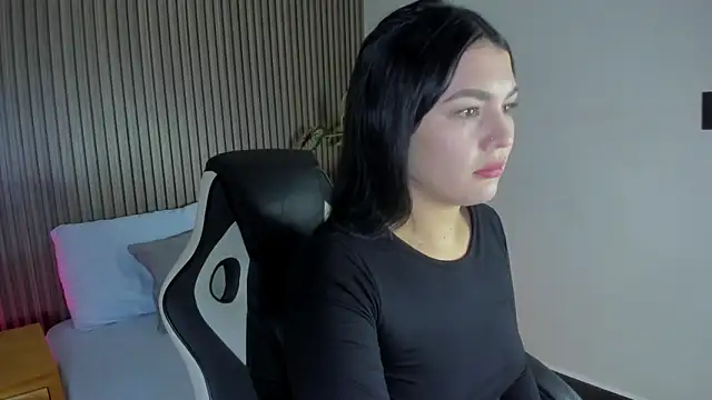 Snapshot of cristina_gallardo chatting on 02/28/26, 02:23 cristina gallardo online show from 02/28/26, 02:23