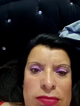 Hanna Kieran online show from 10/17/25, 08:11