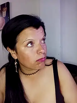 Hanna Kieran online show from 10/20/25, 11:27