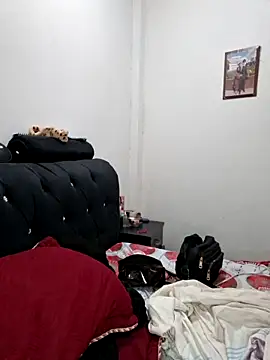 Hanna Kieran online show from 10/21/25, 03:46